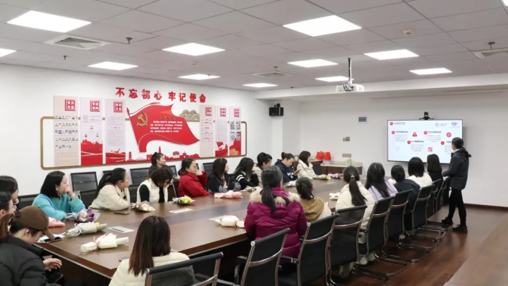 春风十里，芳华如你 | 科信联合开展女神节专题活动