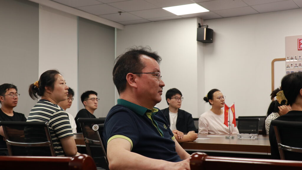 致敬伟大历史，砥砺奋进初心｜科信联合观看抗战胜利80周年阅兵盛况